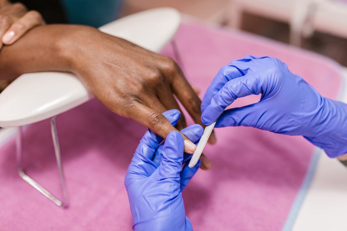 ongle noir après distinguer